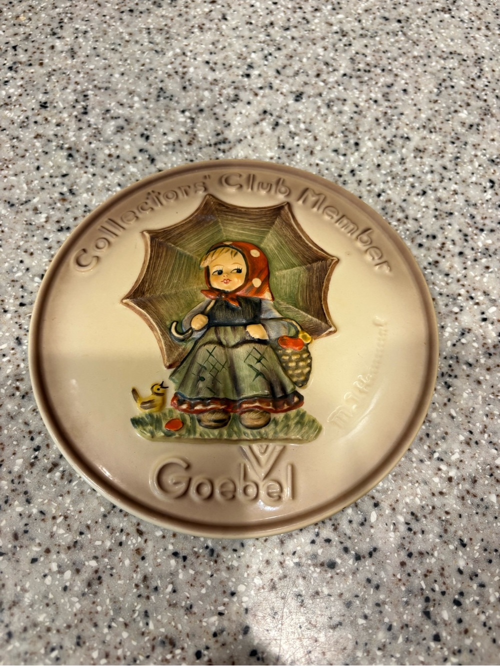 Hummel Goebel Figurine #690 Smiling Through Collectible Plate 6" CHRISTMAS GIFT!